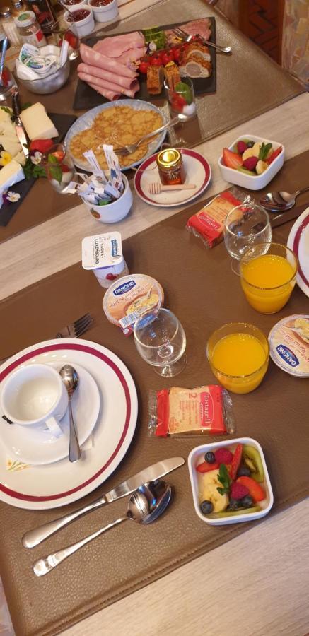 La Des Roses Hotel 3*